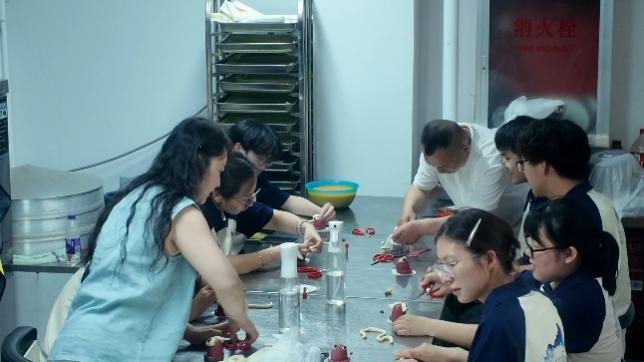 晋福面塑非遗传承人采访特辑|夏如斌：巧手塑乾坤，匠心承晋福(图4)