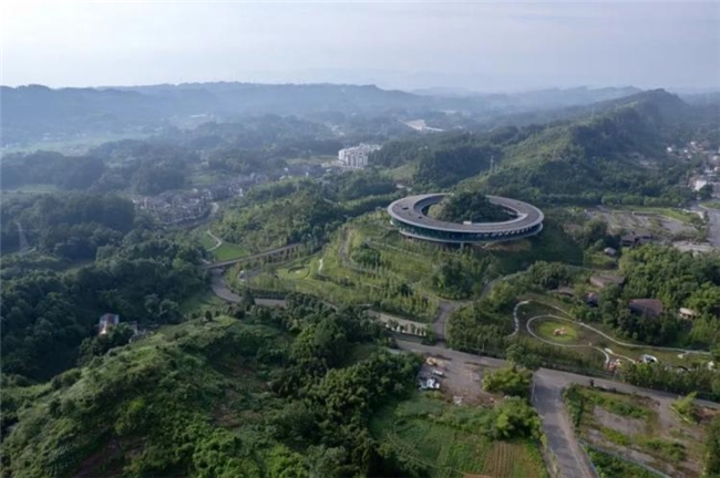 从石阵到未来建筑,环形结构的文化传承、力学智慧与可持续价值