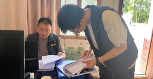 剑阁县开封镇：虽处炙热三伏  但解群众愁盼(图2)