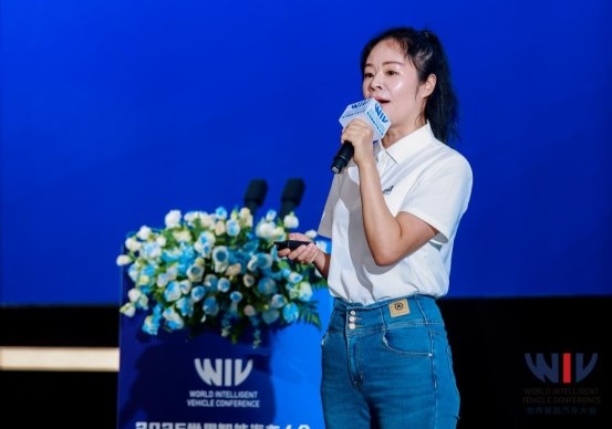 从示范到商用：2025世界智能汽车大会主题论坛解码自动驾驶规模化落地关键