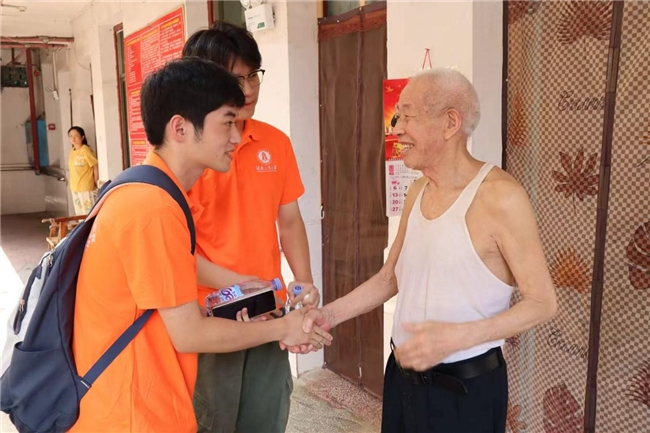 “大模型”解码银色年华——数智赋能老年人群体慢性病风险预测