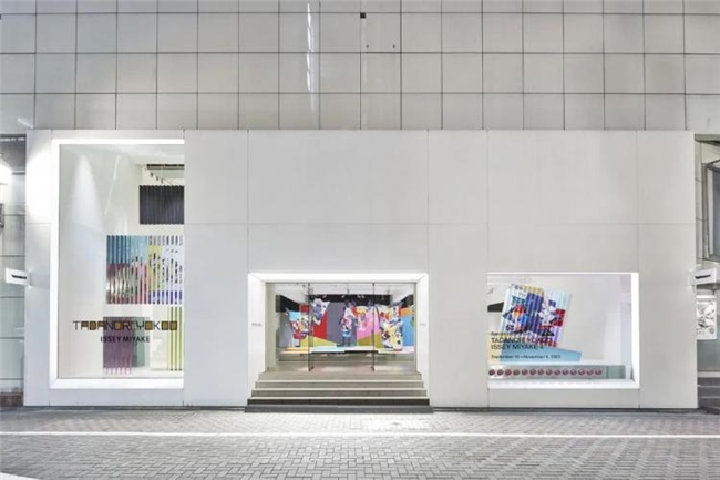 田部井美奈展「光与图形与其周边」：银座ggg演绎光影编织的设计诗学