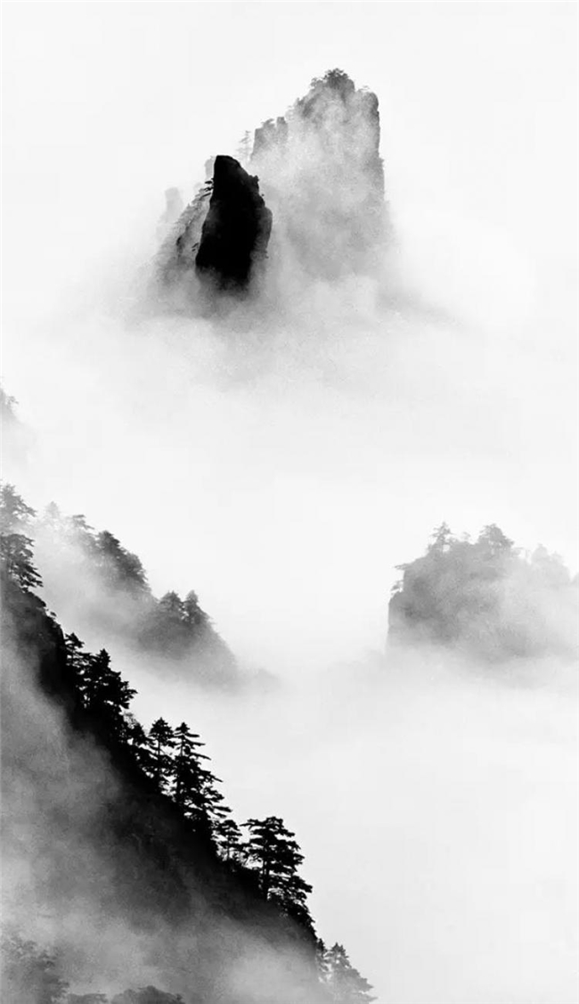 黑白光影里的黄山诗学，汪芜生用半世纪追寻山水摄影的禅意灵魂