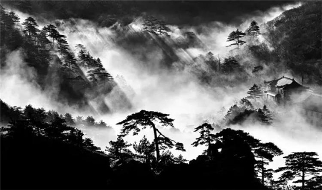 黑白光影里的黄山诗学，汪芜生用半世纪追寻山水摄影的禅意灵魂