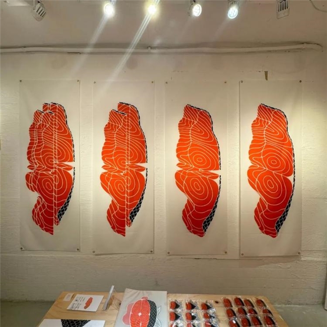 从插画大奖到个人展，栗田有佳以传统与现代交织的视觉语言备受关注