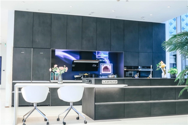 家电业均价下滑!三翼鸟上海体验中心九成用户选高端