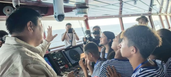 从帕米尔到西沙 新疆少年的逐浪之旅