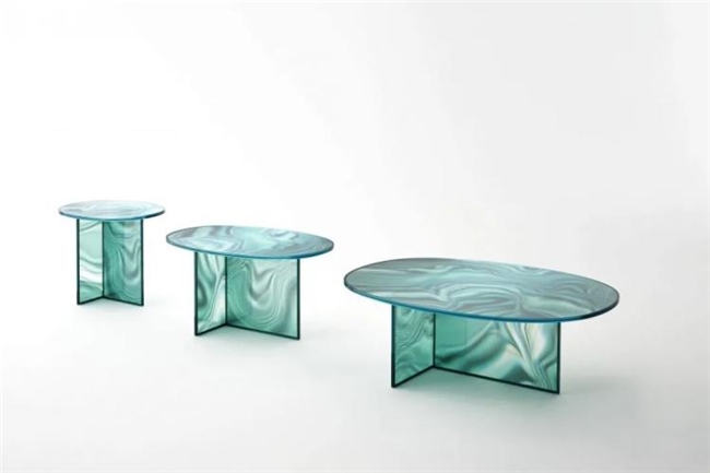 当代设计大师的玻璃创想，帕特里夏・乌奎拉与她的 Glas Italia 家具系列