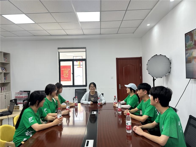 秾彩绘荷乡，青春助振兴——南京农业大学学生赴扬州宝应开展实践