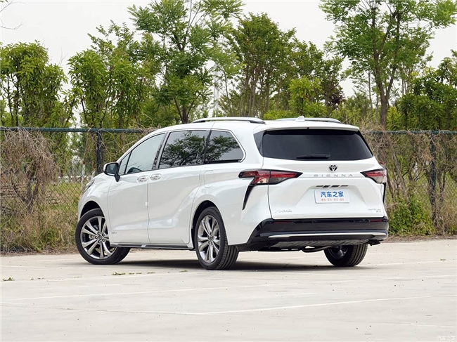 2026款丰田赛那SIENNA上市售32.48-39.38万 智能化配置与车型布局同步优化