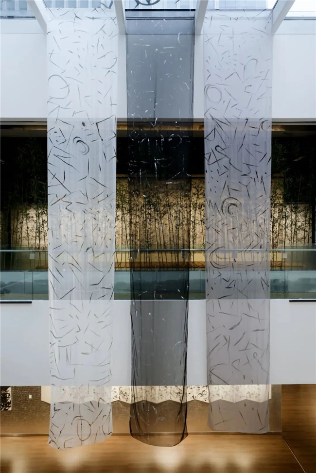 北京金秋看展指南：19场艺术新展来袭，从“临时共同体”到“水图”探索多元艺术表达