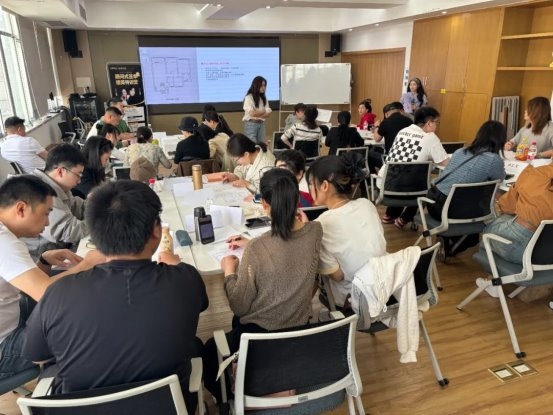 千年舟集团董事长陆铜华调研柏菲伦全屋定制厦门新店，深化新商战略赋能(图6)