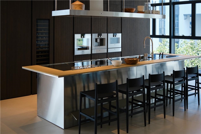 大湾区设计精英走进SENG CUCINE：不锈钢家居如何定义高质生活