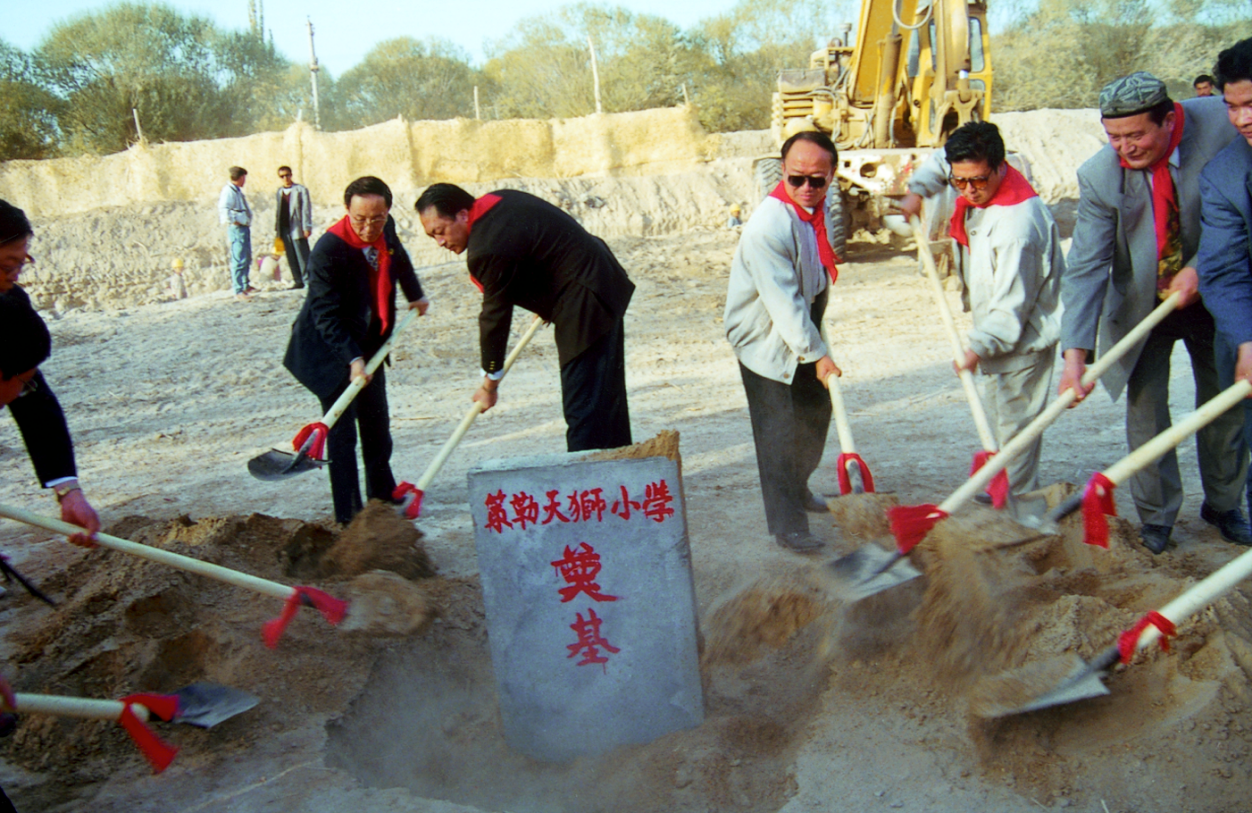 金秋迎新育栋梁，以教育宏愿厚植人才成长沃土