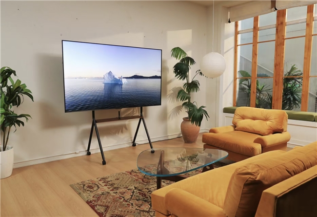 告别反光困扰，TCL T7L Ultra 开启大屏游戏新视界(图2)