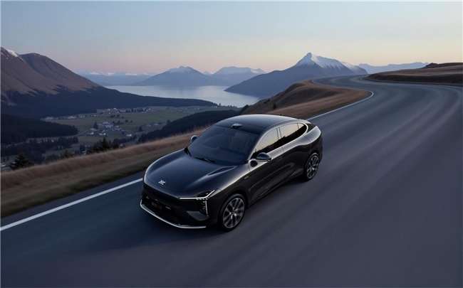 配置、权益、续航全面对比:昊铂HT凭什么比智己LS6更值得入手? 配置、权益、续航全面对比:昊铂HT凭什么比智己LS6更值得入手?