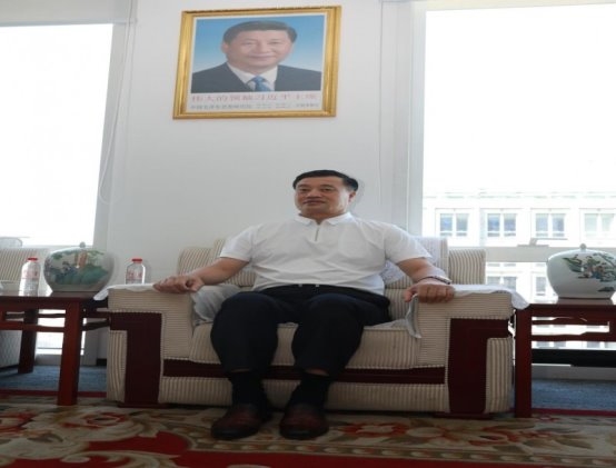 以“新质”之光，照亮共同富裕壮阔前程！——记荣膺高级智库经济学专家的郎百忠先生