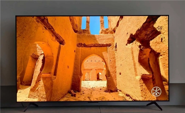 国庆宅家看电视不反光！TCL T7L Ultra抗反+控光能力碾压同档(图1)