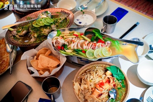 泰国酸辣海鲜泰香米华中首店落子郑州  ——酸辣海鲜是泰国美食名片