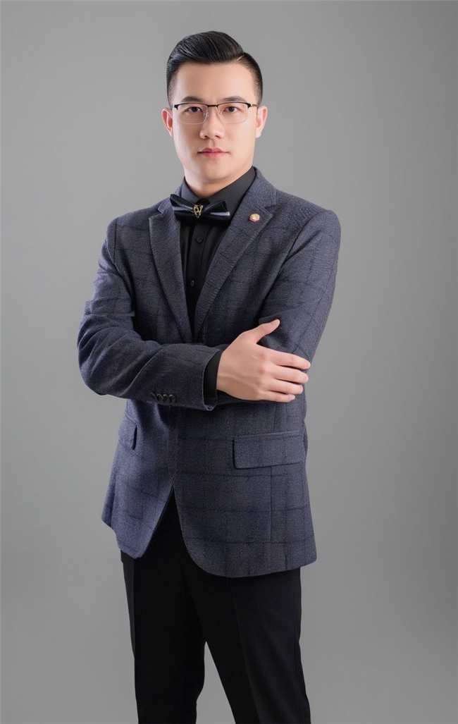 戴明远:从平凡到卓越的自我蜕变之路破晓天团(Dawnbreaker Legion)华东地区领航者