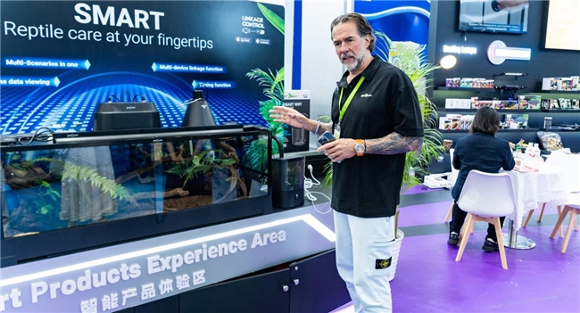 与REPTIZOO（瑞皮）相聚2025CIPS，共赴科技养爬新纪元