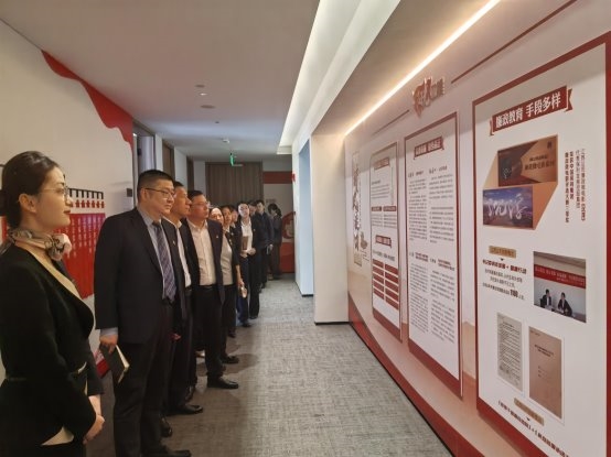 阳光人寿江西分公司联合保利（江西）房地产开发有限公司开展主题党日共建活动