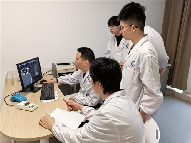 校地融合结硕果 衢州聚强新材料有限公