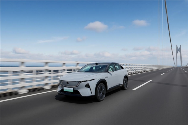 智驭全场景 长安马自达MAZDA EZ 60激光版先享会南京举行  商业资讯  第5张